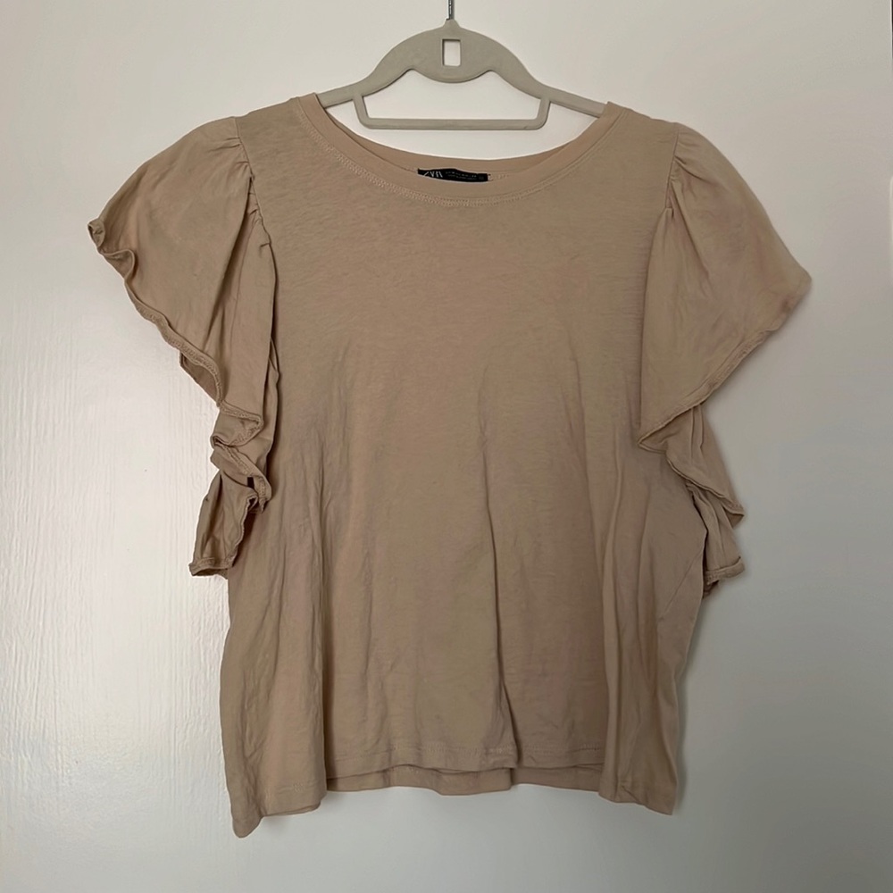 Zara tee with ruffle sleeves